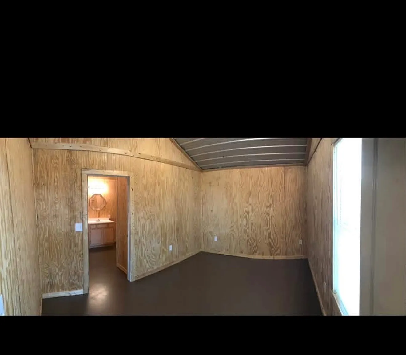 1 bed, 1000 sqft, $1,300 — Photo 2