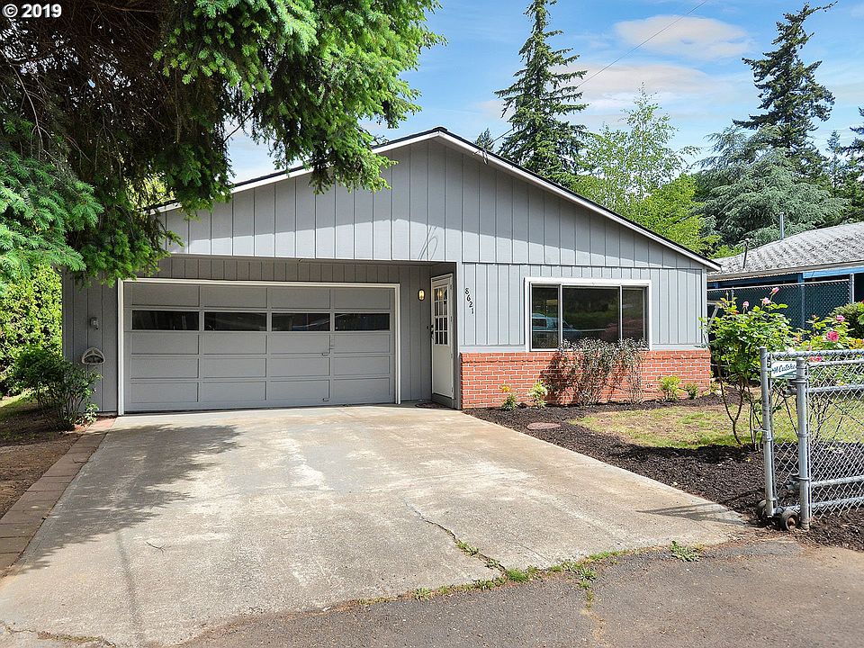2nd image of 8621 SE Gray St