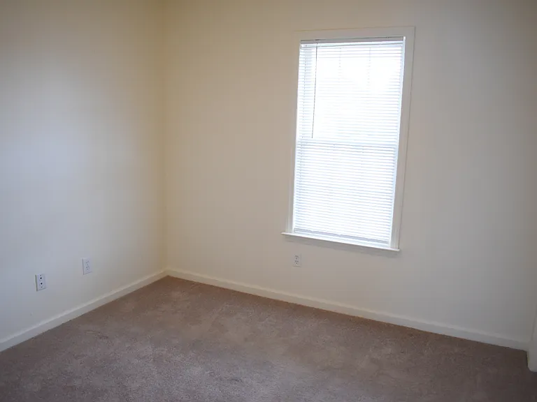 2500 Hawes Ct — Photo 15