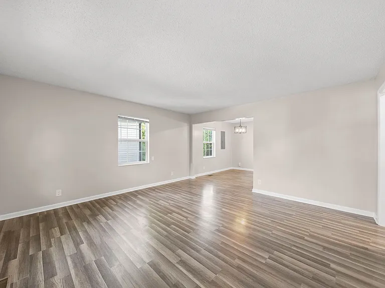 1206 Cedar St — Photo 8