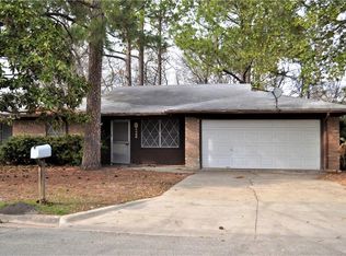 2717 Foxcroft Cir, Denton, TX 76209