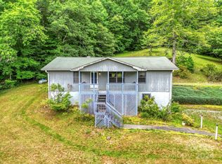45 Chestnut Cove Rd, Brevard, NC 28712