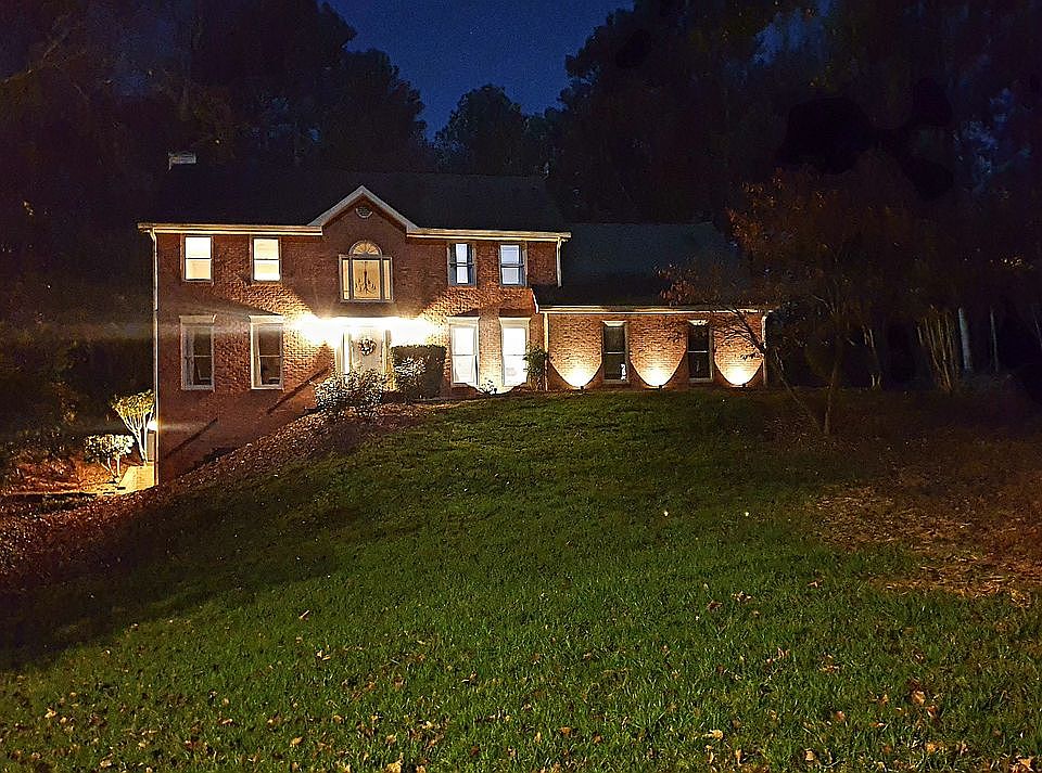 1st image of 4018 Benell Ct SE