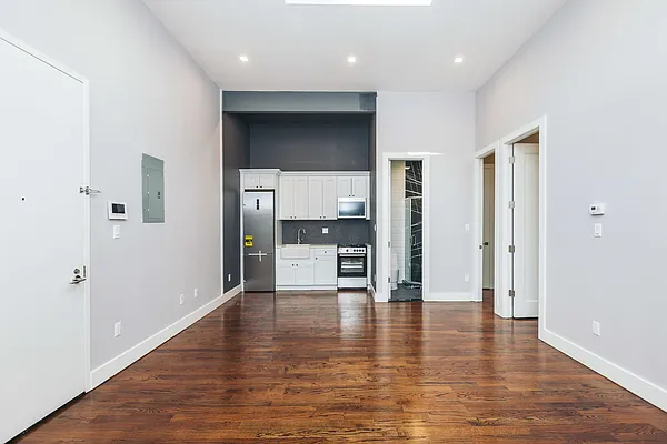 Rented by Nooklyn NYC LLC | media 1