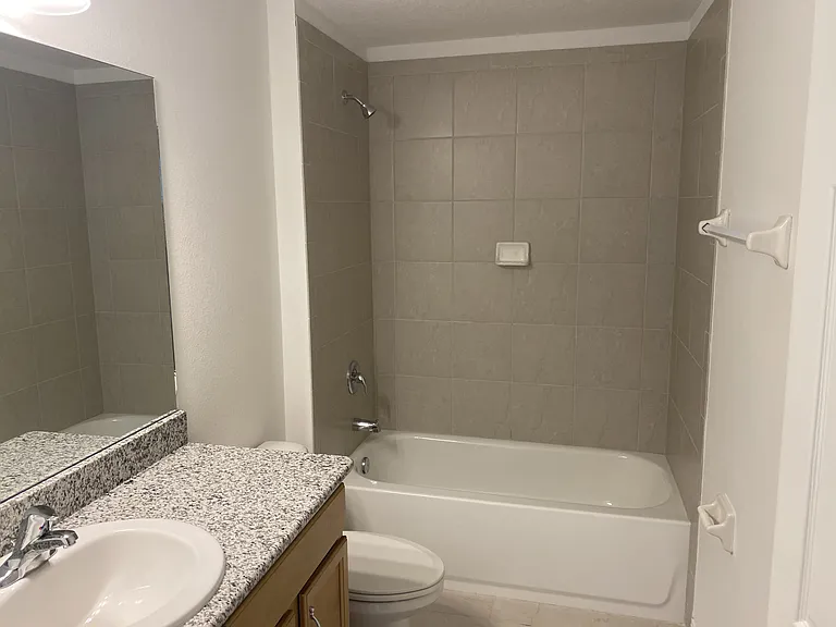 2 Ryapple Ln — Photo 4