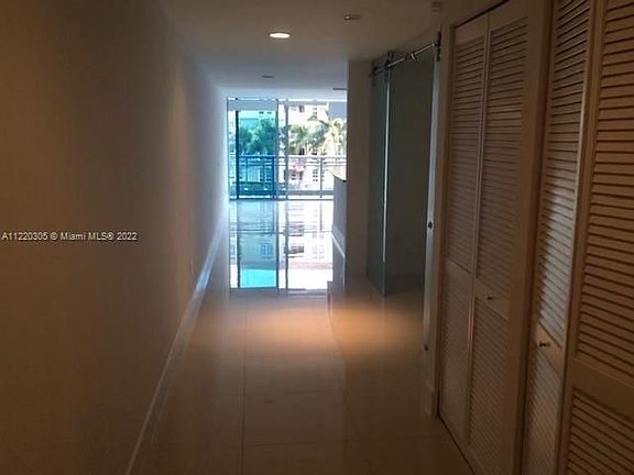 5th image of 2950 NE 188th St APT 224