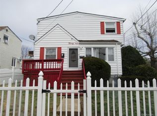 (Undisclosed Address), Lynbrook, NY 11563