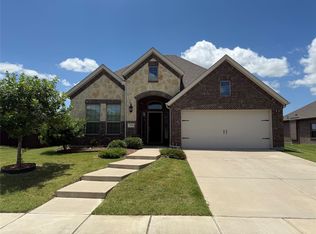 210 Jacaranda Dr, Fate, TX 75189