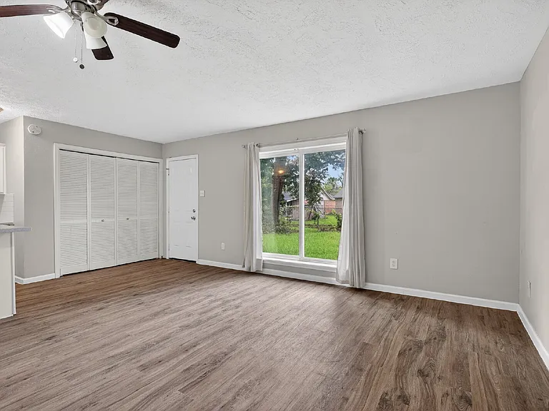 14630 Edenglen Dr — Photo 32