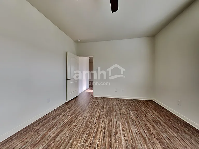 5501 Persimmon Dr — Photo 9