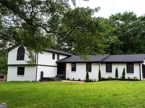 69 N Hearn Rd, Ellenwood, GA 30294