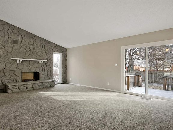 5th image of 2258 N Longwood Cir