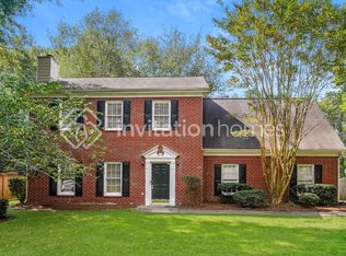 2880 Park Chase Dr, Snellville, GA