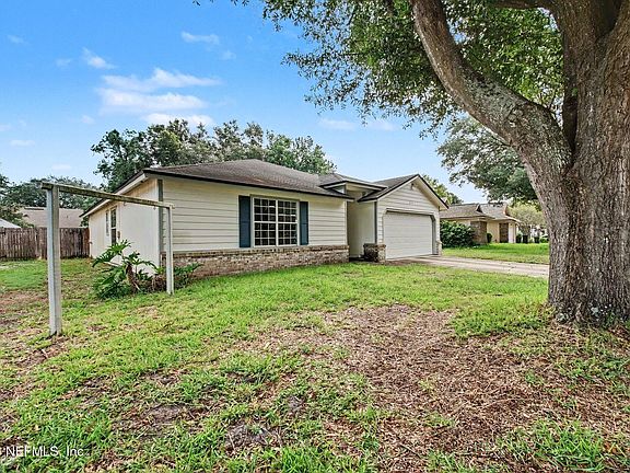 2nd image of 8361 ROCKRIDGE Drive