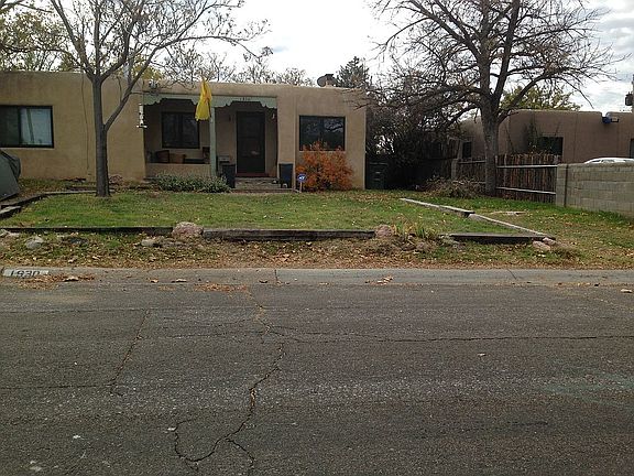 3 off-street Parking spots