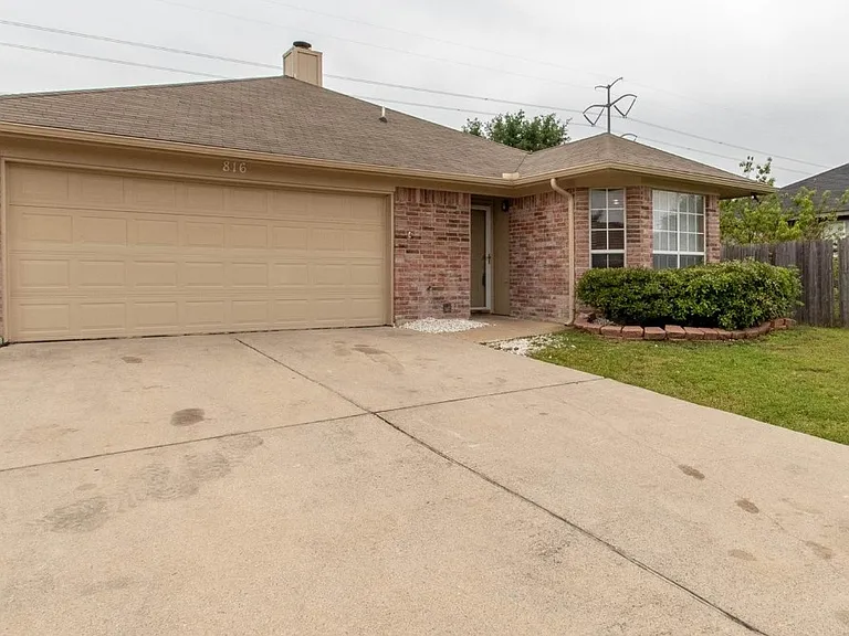 816 W Colony Dr — Photo 15