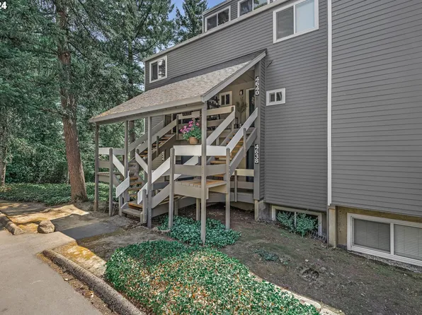 4638 Lower Dr, Lake Oswego, OR 97035