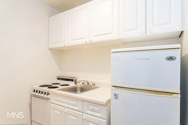 Rented by MNS Marketing | media 15