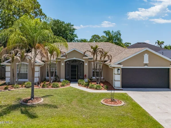 121 Nadell Ave NW, Palm Bay, FL 32907