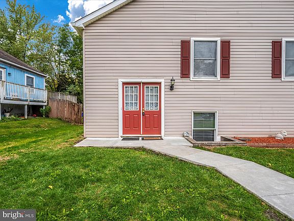 2nd image of 111 Sunny Way