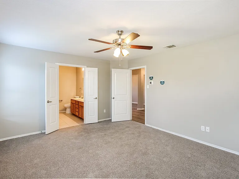 714 Nichols Dr — Photo 11