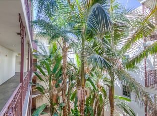 4551 Coldwater Canyon Ave #304, Studio City, CA 91604