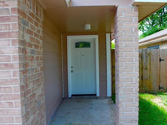 4th image of 10009 Woodico Ct