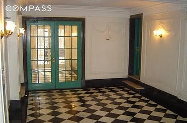 Rented by Compass | media 16