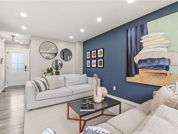 5th image of 1191 Limeridge Rd E