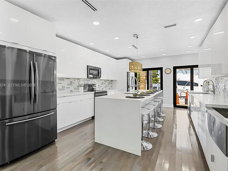 2301 E Las Olas Blvd — Photo 15