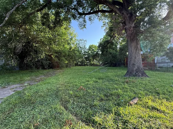 5307 Willow Glen Dr Lot 2, Houston, TX 77033