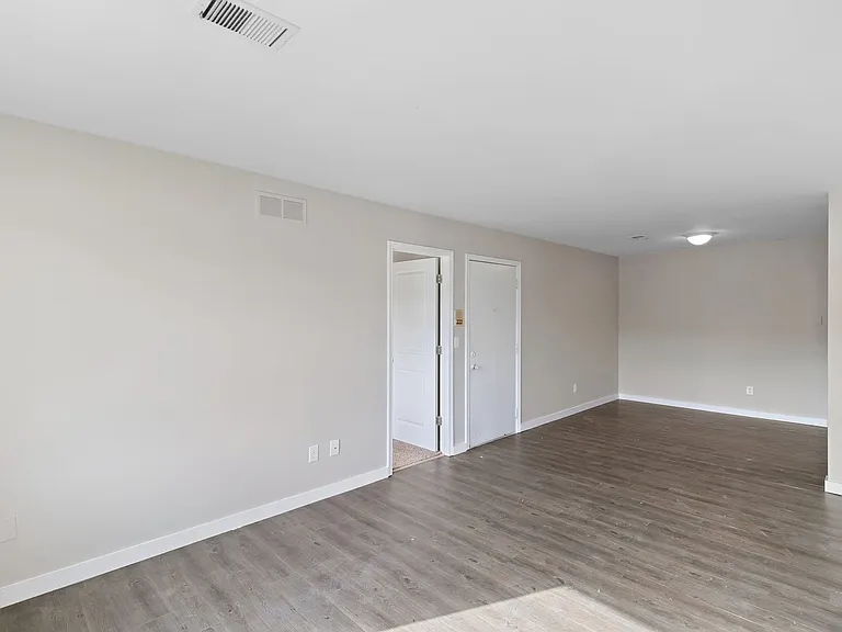 8155 S Stony Dr #0 — Photo 6