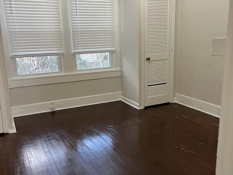 1722 Georgia Ave — Photo 7