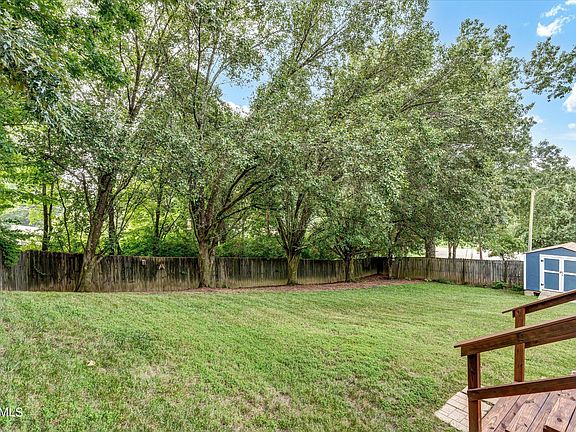 4th image of 6424 Cadbury Dr