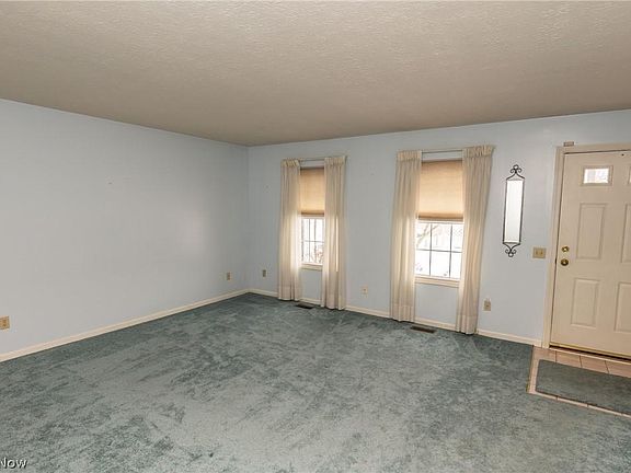 3rd image of 14363 Fullers Ln #37