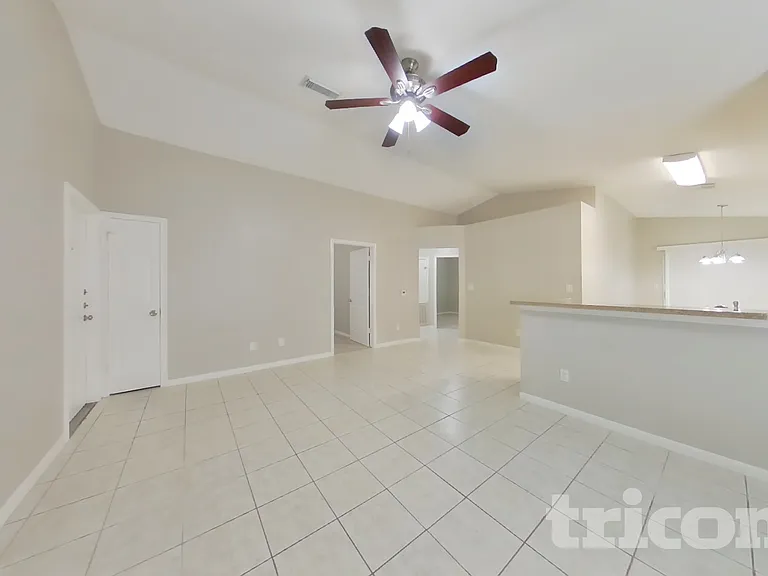 3215 Boynton Dr — Photo 3