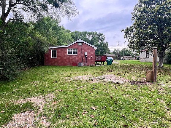 5th image of 16097 Orange Grove Rd