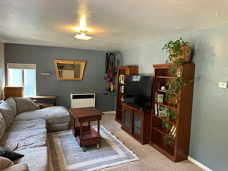 318A Ruxton Ave — Photo 14