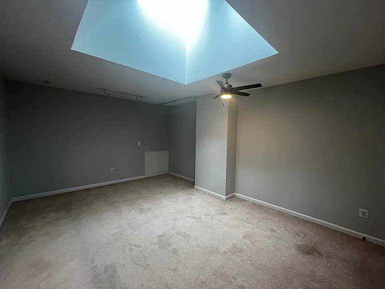 9206 Azure Ct #201 — Photo 4