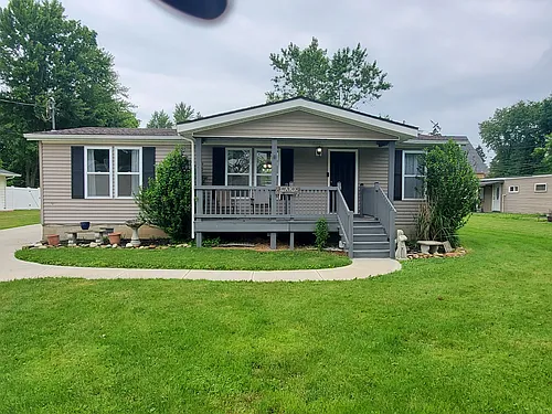 360 Briarwood Blvd Photo 1