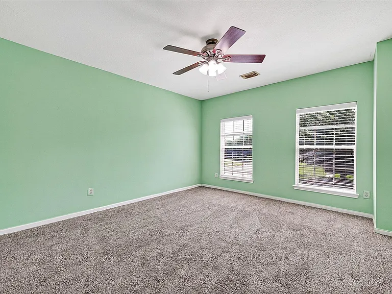 16102 Flatridge Ct — Photo 35