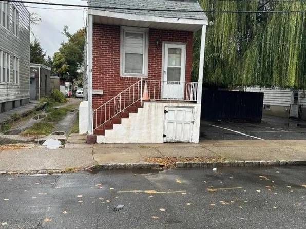 18 Brook St, Belleville Twp., NJ 07109