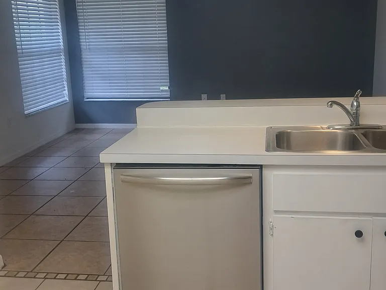 810 Druid Pl — Photo 6