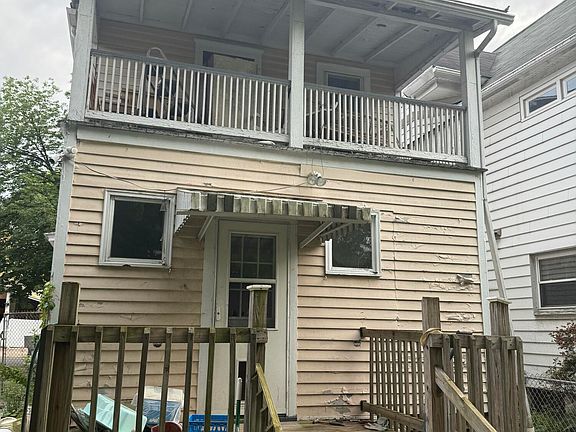 3rd image of 59 Lockhart St