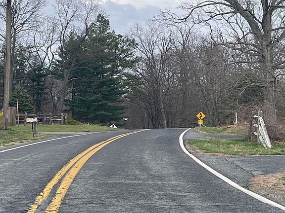 5th image of 160 Linton Run Rd