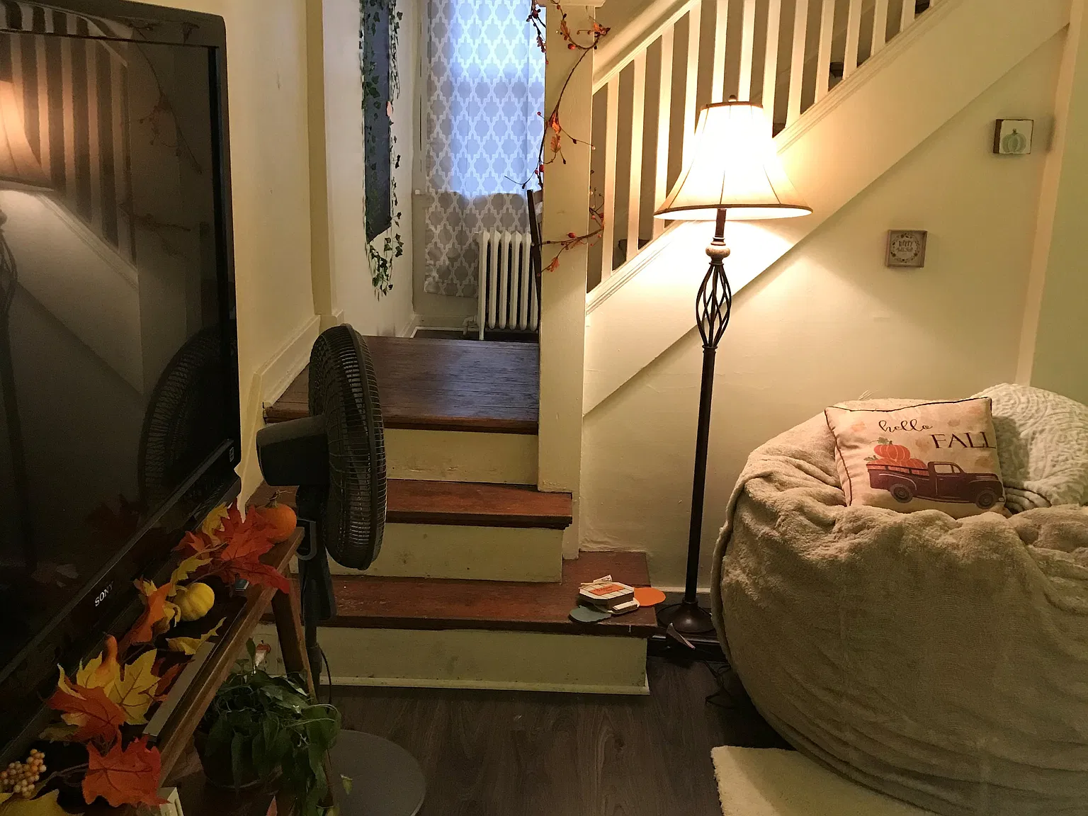 3 bed, 1.0 bath, $1,995 — Photo 3