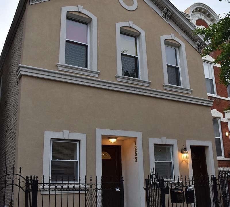 1st image of 1252 N Greenview Ave #B