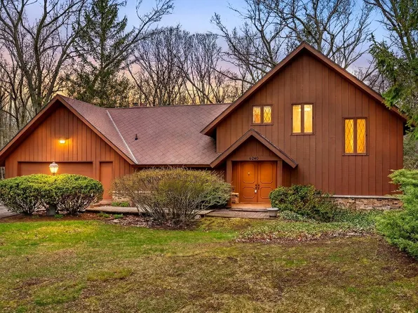 6240 Nantucket Ln, Kalamazoo, MI 49009