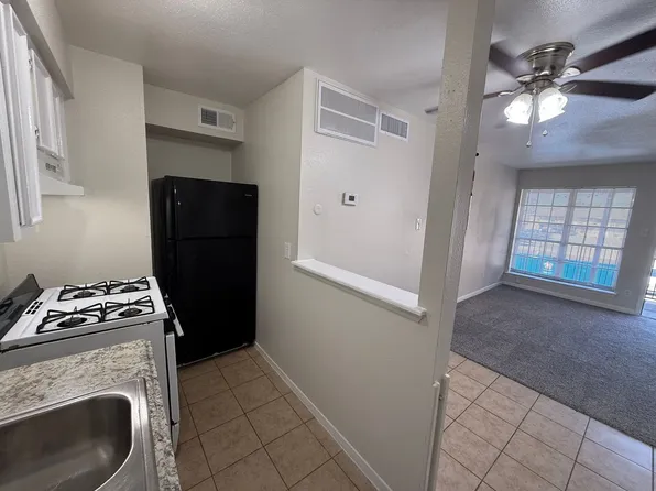 7301 Jensen Dr, Houston, TX