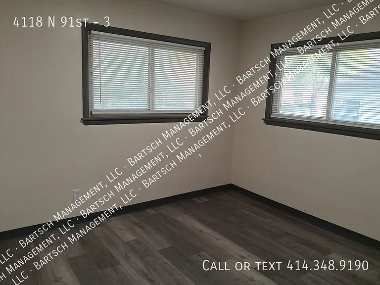 4118 N 91st St #3 — Photo 8